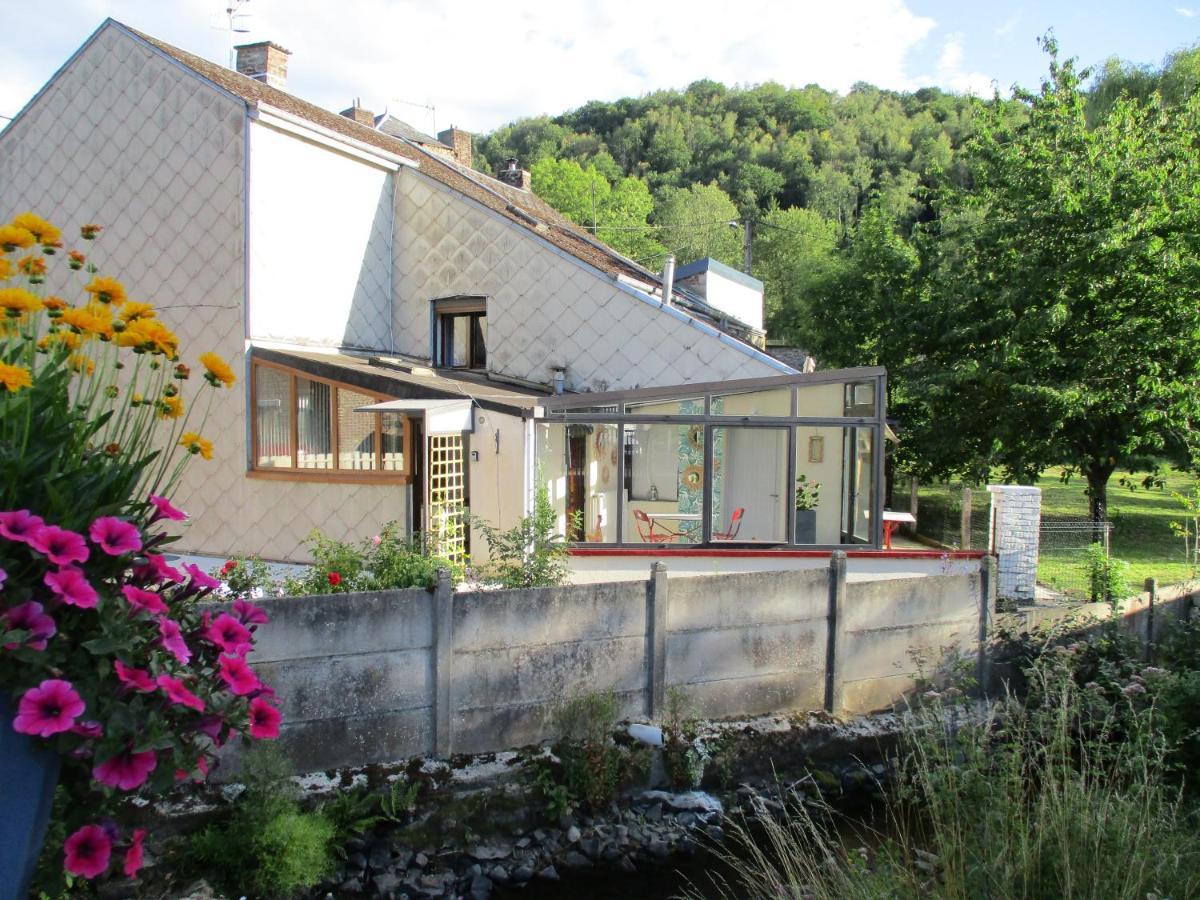 Gite Le Confluent Vireux-Molhain Exterior photo